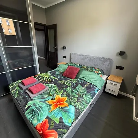 Centrum 3-pokojowy Klimatyzacja Nr 4 * رادوم