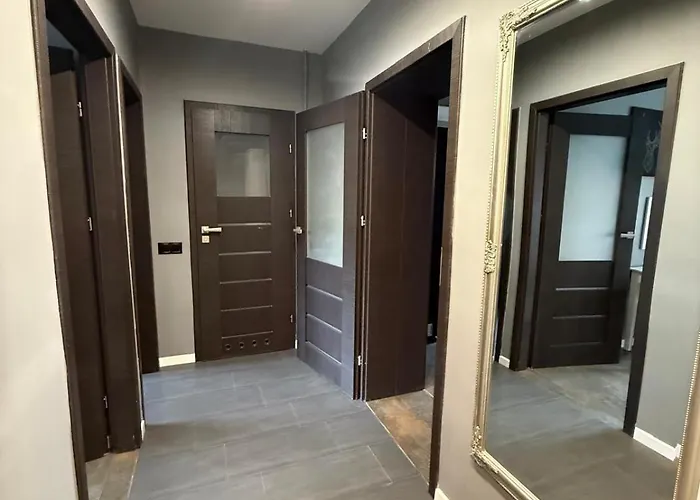 Apartman Centrum 3-pokojowy Klimatyzacja Nr 4 *